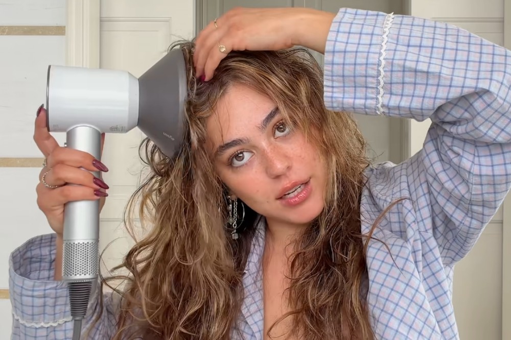 mika-abdalla-cabelo-ondulado